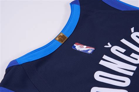 Nike Earned Edition Jersey Dallas Mavericks