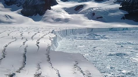 Antarctic Ice Shelf Collapse Pits Fishing Against Science