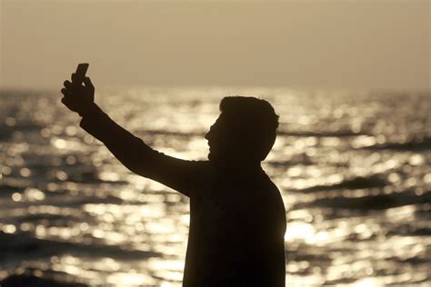 Mumbai Marks Out No Selfie Zones As Deaths Linked To Selfies Rise