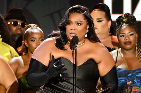 Lizzo Says Ex Dancers Sexual Harassment Lawsuit Must Be Dismissed