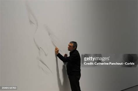 Spanish Culture Drawing Photos And Premium High Res Pictures Getty Images