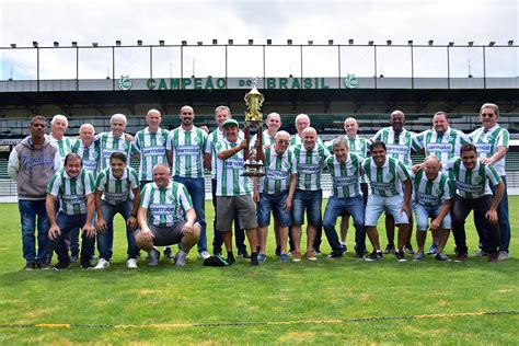 25 Anos Depois Personagens De 1994 Se Reencontram No Alfredo Jaconi