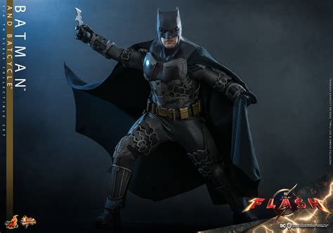 Hot Toys MMS The Flash Batman And Batcycle Hot Toys Complete Checklist