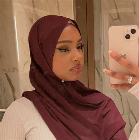 Pin By Saa On Lewks Scarf Hairstyles Hijabi Girl Hijab Fashion