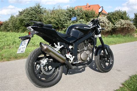 Fahrbericht Hyosung Gt I Naked Verlockendes Angebot Ri De