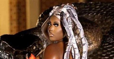 FAMU Grads Butt Naked Campus Photo Shoot Not Going Over So Well On Twitter LOOK Hayti