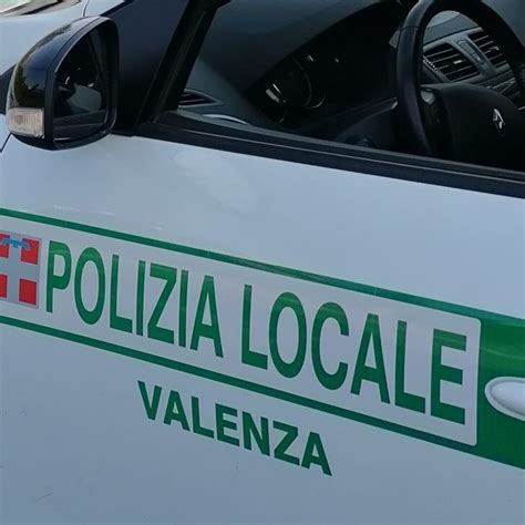 Evade Dai Domiciliari E Ruba Merce In Un Supermercato Di Valenza