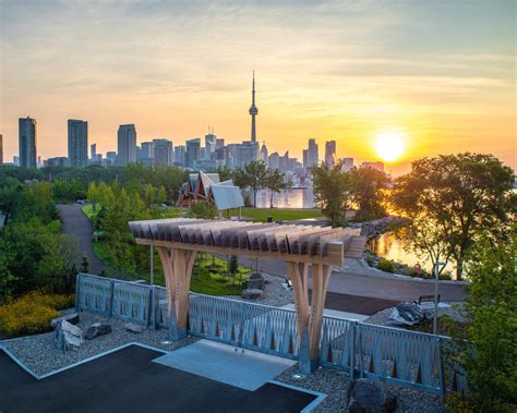 Natural Features Of Toronto Park Help Users Design Their Own Experience