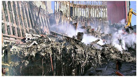 Hallaron miles de fotos inéditas del atentado a las Torres Gemelas