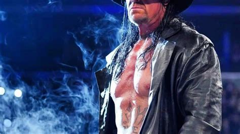 Undertaker Se Despide De La Wwe Despu S De M S De A Os De Carrera