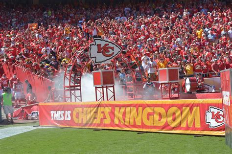 Kansas City Chiefs fan base ranked 27th in the NFL - Arrowhead Pride