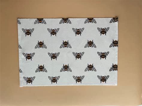 Bumble Bee Placemat Set Of 4 Etsy