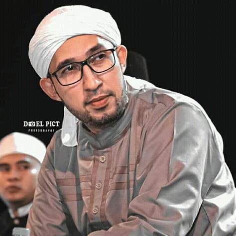 Biodata Habib Ali Zaenal Abidin Assegaf