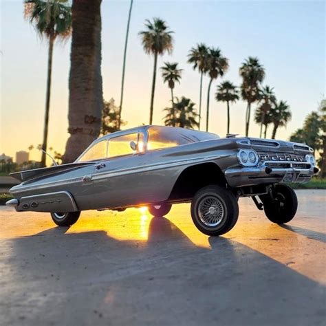 Redcat 1959 Chevrolet Impala Hopping Lowrider In Scala 110