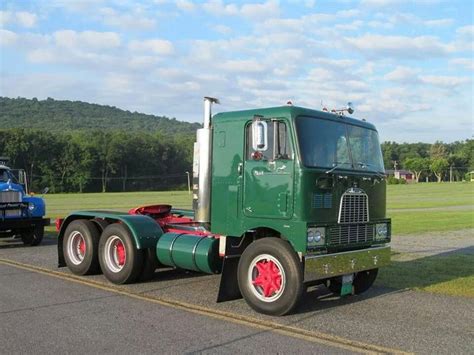 Pin By James Seidl On Mack Cabover Trucks Vintage Trucks Mack Trucks