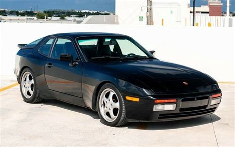 Rapid Survivor 1986 Porsche 944 Turbo Barn Finds