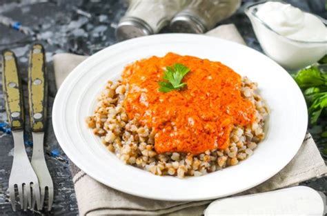 Подлива для гречки без мяса: рецепт простой и не очень подливок