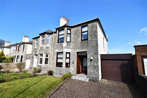 17 Ewenfield Avenue Ayr KA7 2QL Corum Property