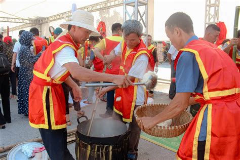 Lễ hội bánh chưng – bánh giầy thành phố Sầm Sơn năm 2023