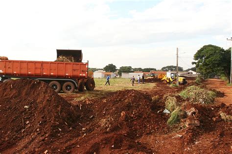 Prefeitura Recolhe 380 Toneladas De Entulho Em Terreno