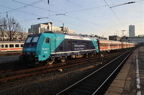 245 209 2 Erreicht Am Nachmittag Des 28 1 2017 Mit Dem RE6 RE11023