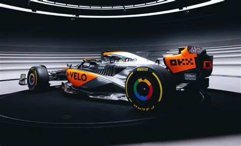 FOTO McLaren Presenta La Nuova Livrea Per Il GP Di Gran Bretagna