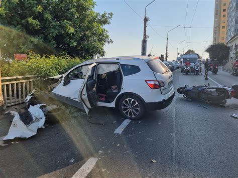 Terribile Schianto Auto Moto A Capo Nero Di Sanremo Prima La Riviera