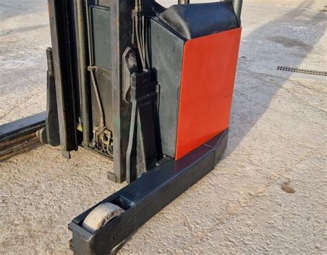 BT REACH TRUCK BT RRB2 Forklift Used