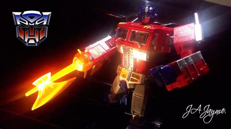 Optimus Prime battle axe by taikun21 on DeviantArt