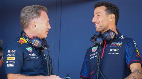 How Daniel Ricciardo Went From Disastrous Sim Run To An F Return In