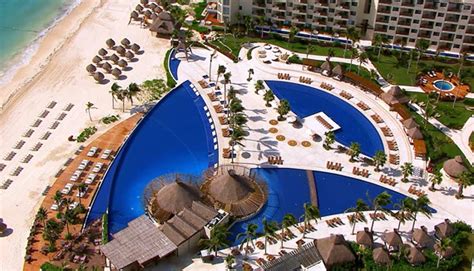 Dreams Riviera Cancun Resort & Spa | WestJet official site