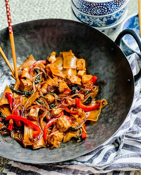 Thai Drunken Noodles Pad Kee Mao Table For Two