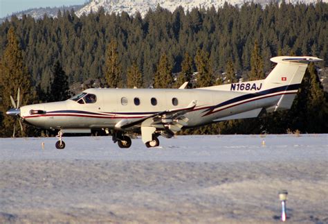 N Aj Private Pilatus Pc Truckee Tahoe Airport Trk Flickr