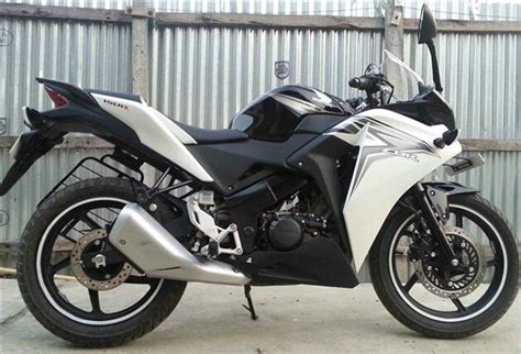 Cbr150r Black 2 Rodas