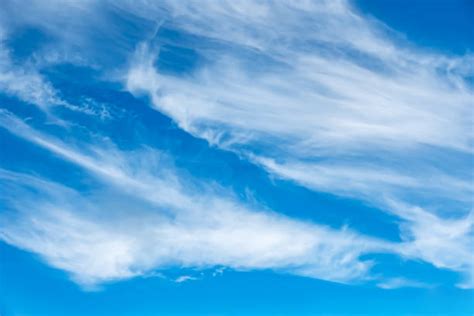 22400 Cloud Wisps Stock Photos Pictures And Royalty Free Images Istock