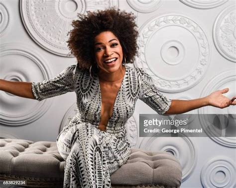 Hot Sexy Arisa Cox Bikini Pics