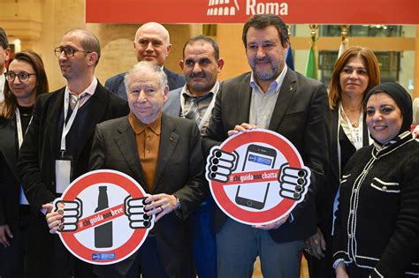 Fines, alcohol, bikes and more: what changes with the new Highway Code