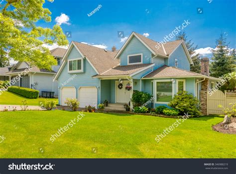 Luxury House Stock Photo 346988219 Shutterstock