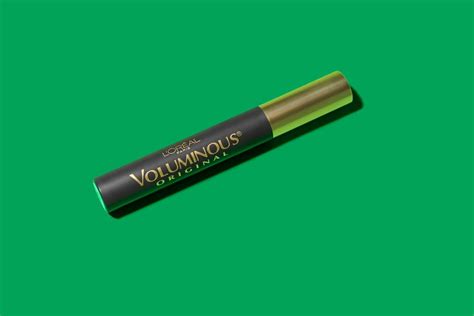 Review: The Best Waterproof Mascaras For Any Budget