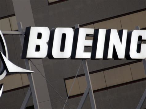 Boeing 737 MAX Boulons mal vissés trouvés lors de vérifications SWI