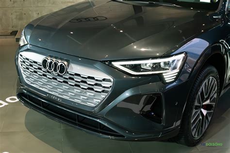 Ra Mắt Suv điện Audi Q8 E Tron 2024 Tại Việt Nam Với Giá 3 8 Tỉ đồng Công Suất 402 Mã Lực Phạm