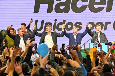 Llaryora Contra Juntos Por El Cambio Basta De Que Nos Vengan A