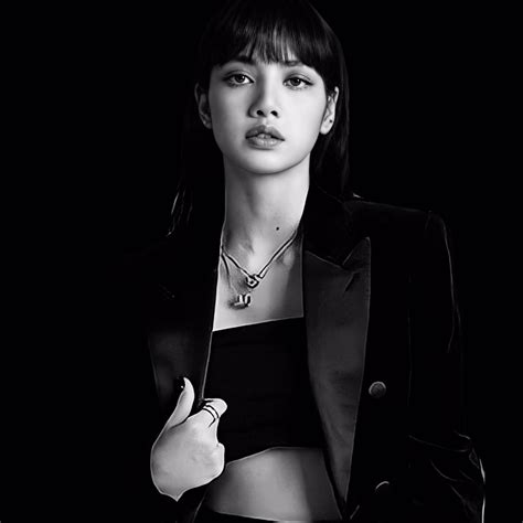 Lisa Pics On Twitter Lalisa Manoban Blackpink Lisa Lisa Bp