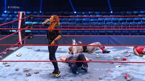 What Happened With Stone Cold And Becky Lynch After Wwe Raw Went Off Air