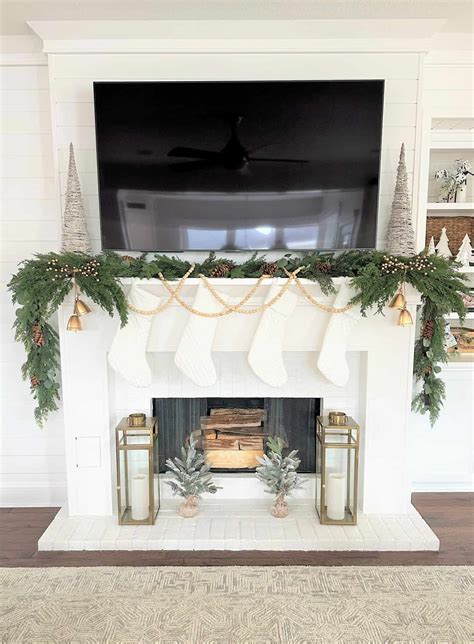 Decorating A Christmas Mantel Around A Tv Step By Step