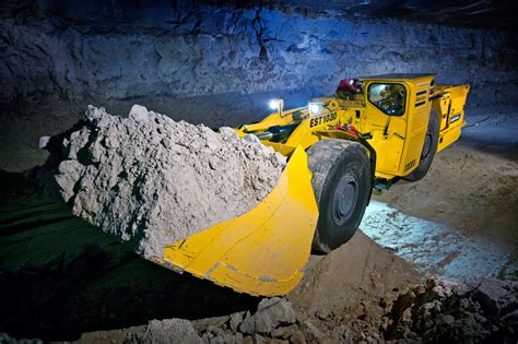 Atlas Copco S Lhd Goes Green With Electric Scooptram Est Mining