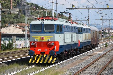 Ferrovie It Cambio Di Carrelli Per La E Di Fondazione Fs