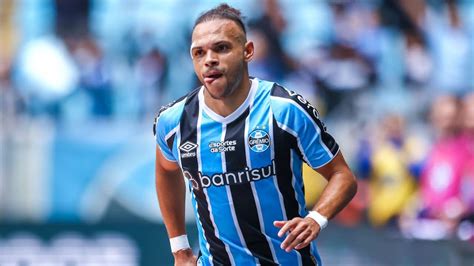 A esperança de gols do Grêmio para o clássico GreNal