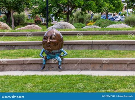 Humpty Dumpty Sculpture Created By Kimber Fiebiger In Front Of Pikes