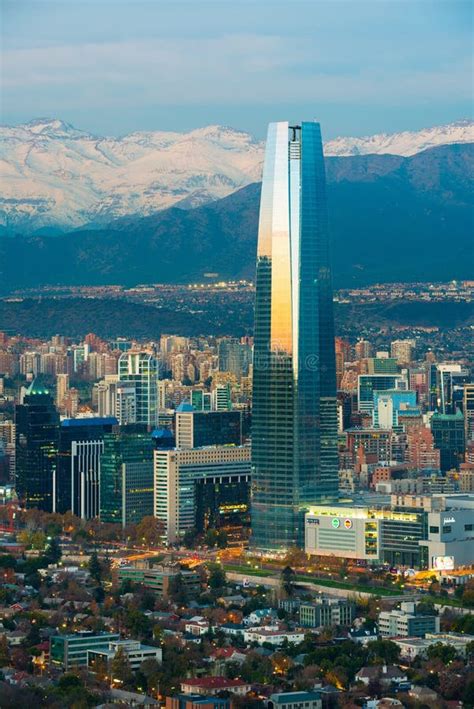 Vista Panorámica De Santiago De Chile Foto de archivo editorial